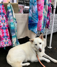 Load image into Gallery viewer, Aloha Blooms Infinity scarf