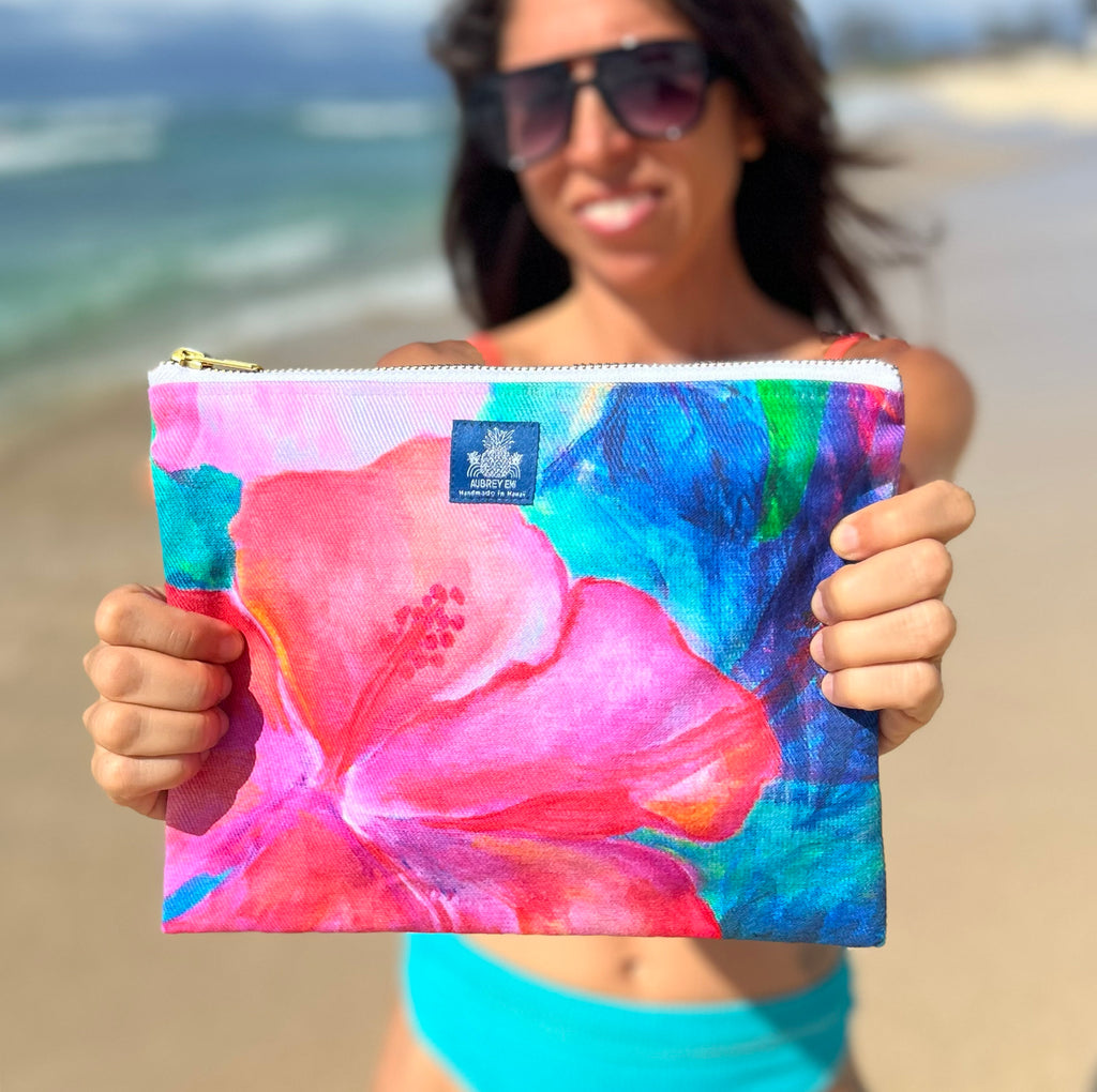 Hawaiian Escape Medium Pouch