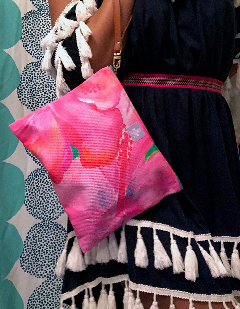 Pink Puas Medium Pouch