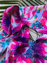 Load image into Gallery viewer, Mirror Hibiscus Infinity scarf