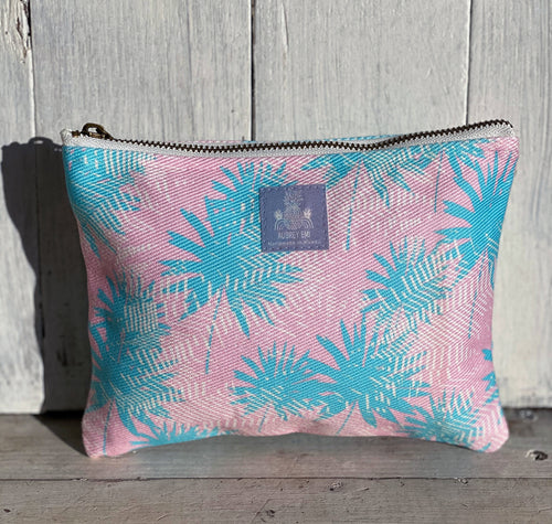 Tropical Fan Leaf Pouch (Sm/Med)