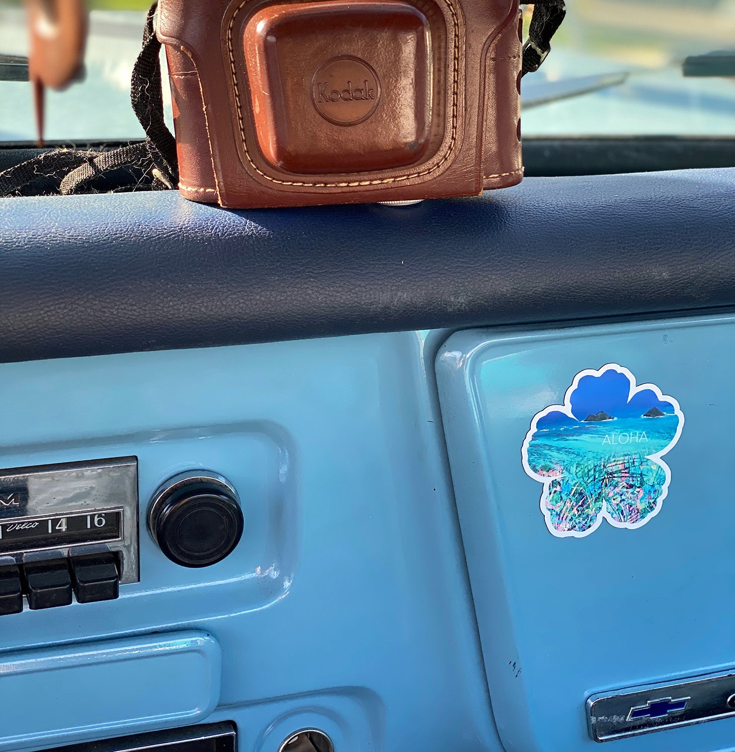 Hibiscus Sticker - Mokulua Island